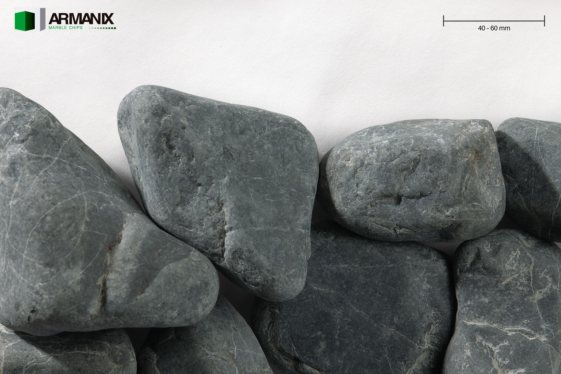 Intense Black 40-60 mm Rounded Polished